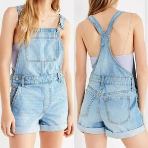 BDG Linda Light Wash Denim Shortalls Size 27 Cotton Utility Country Farm Cowgirl